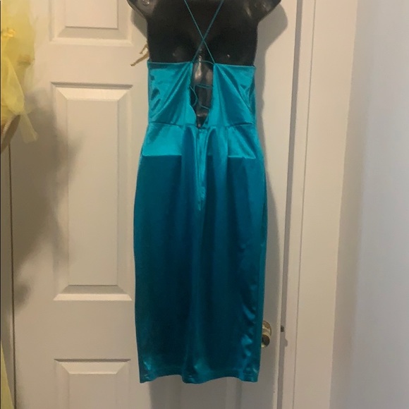 Ladies Dress - Picture 3 of 5